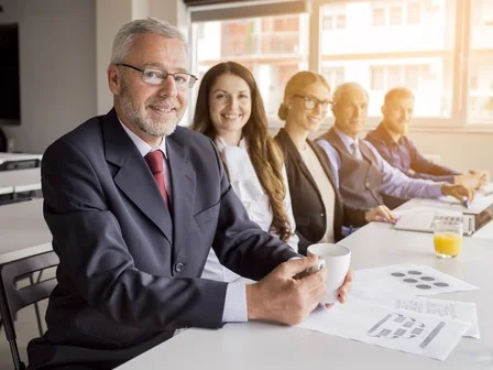 Time de Executivos em programa de educação executiva